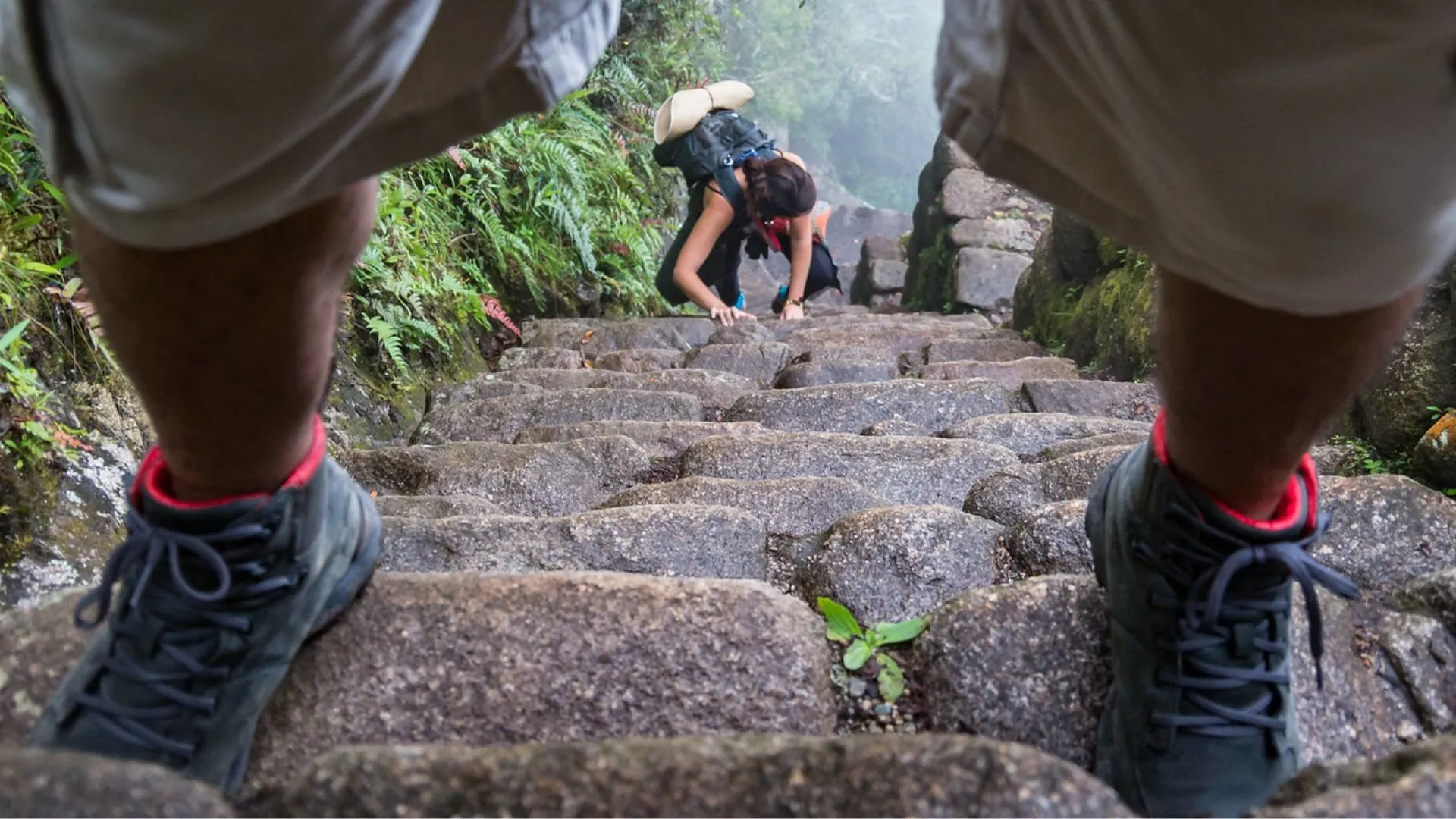 Stairs of death | Ultimate Trekking