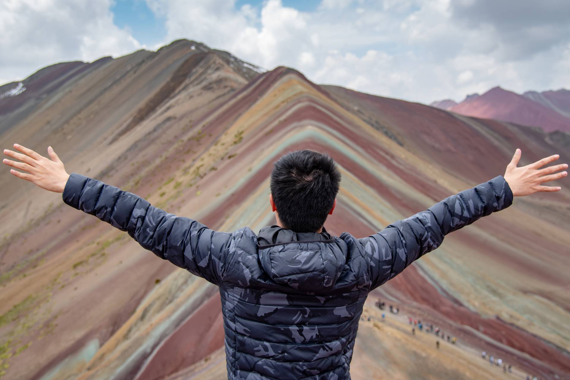 vinicunca rainbow mountain | Ultimate Trekking