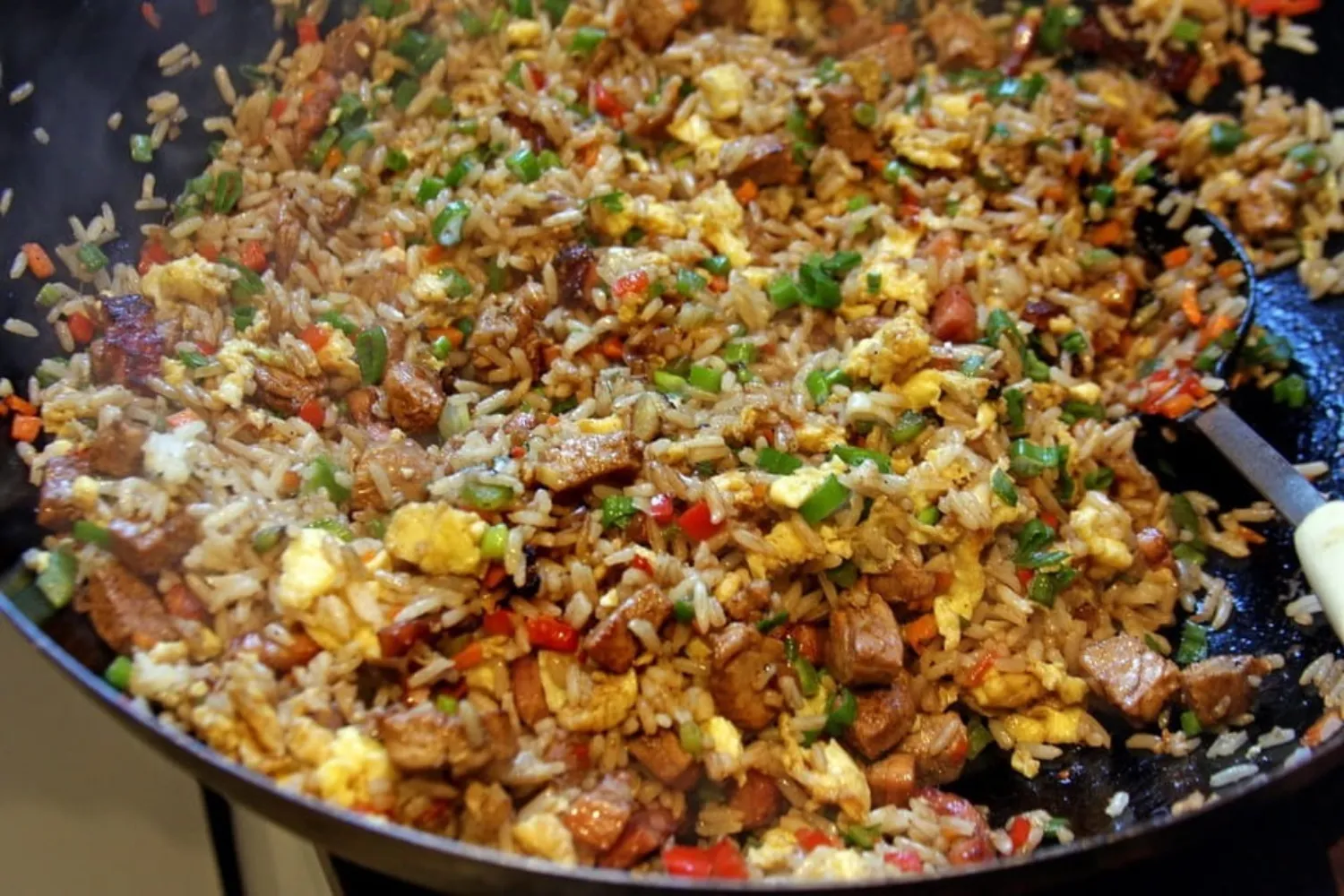 Arroz chaufa con pollo a la brasa | Ultimate Trekking