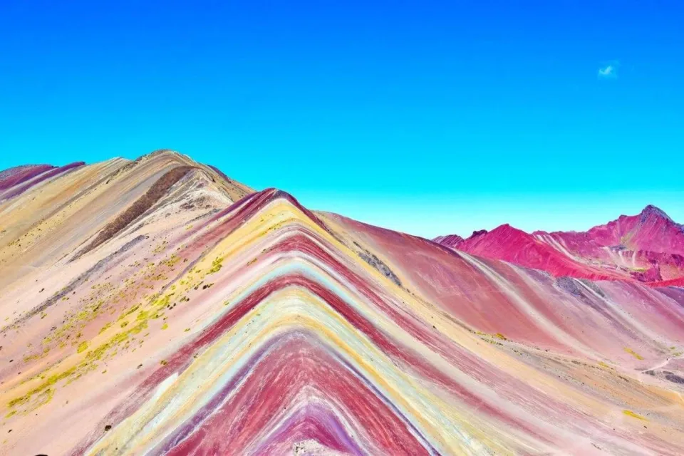 vinicunca colors | Ultimate Trekking