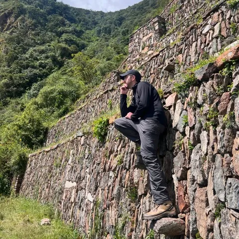 Tourist on the terraces of Choquequirao | Ultimate Trekking