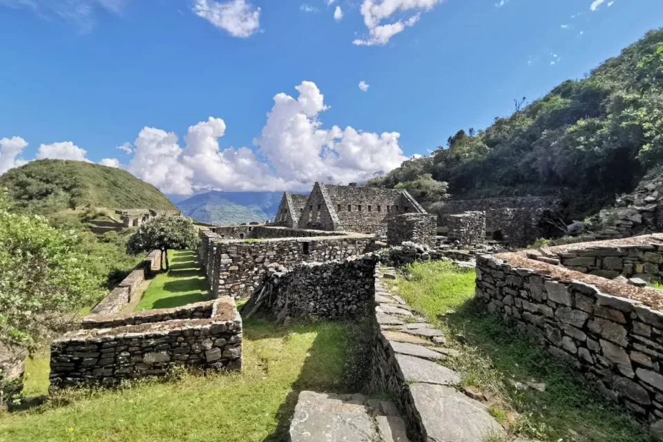 View of the main square of Choquequirao | Ultimate Trekking