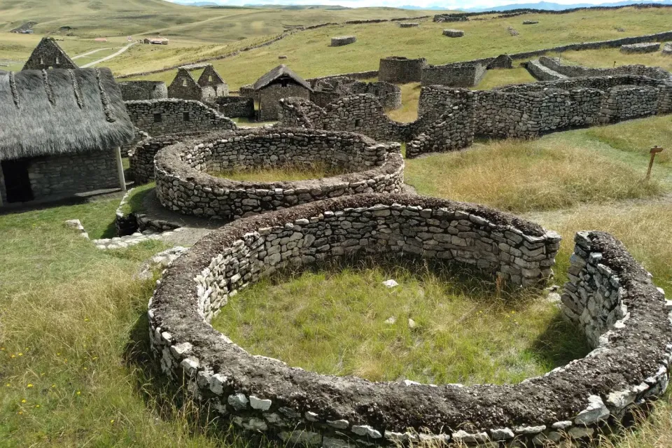 What is Kanamarca Espinar | Ultimate Trekking