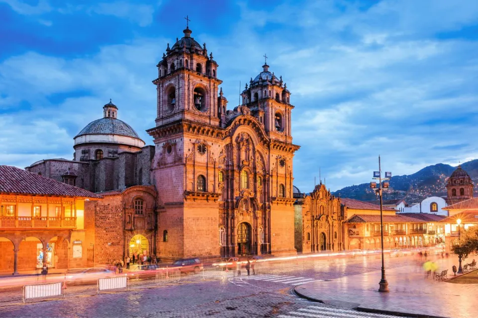The Church of the Society of Jesus at sunset | Ultimate Trekking