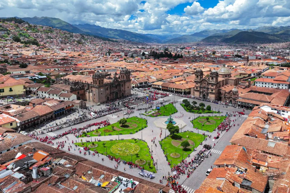 The main square of Cusco | Ultimate Trekking
