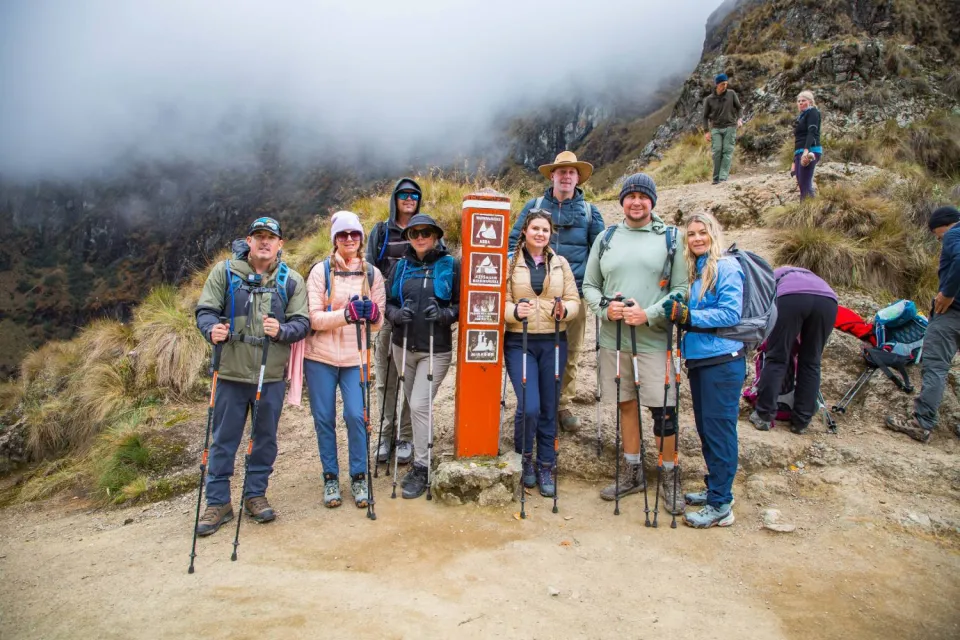 Tourists at the Dead Woman Pass, located at 4,215 masl /13,828 feet | Ultimate Trekking