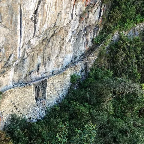 the Inca bridge of Machu Picchu | Ultimate Trekking
