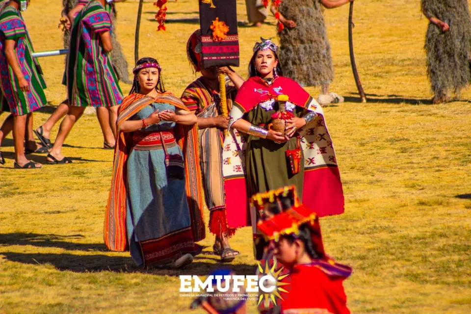 The royal panacas at inti raymi | Ultimate Trekking