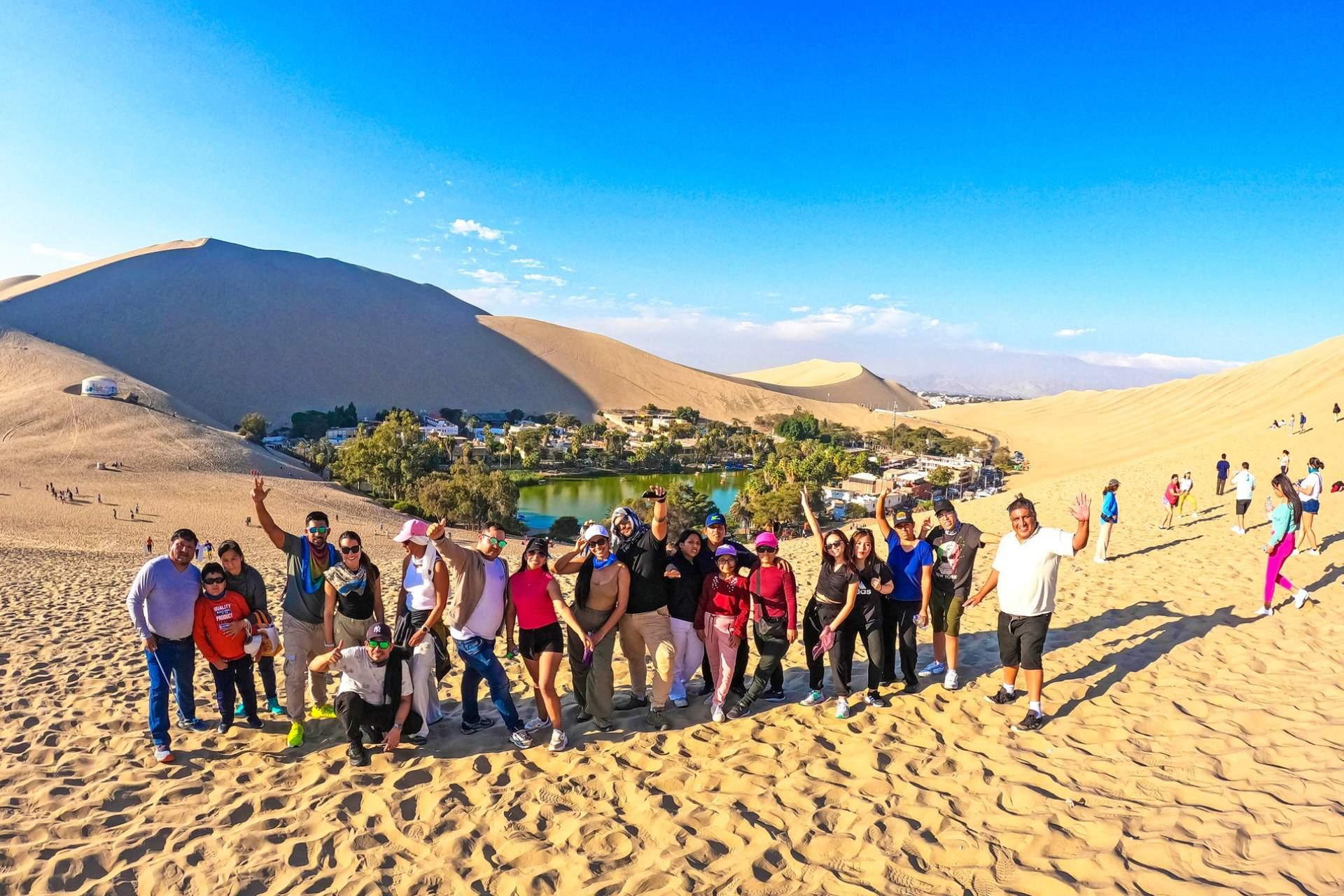 Desert and Oasis Huacachina | Ultimate Trekking